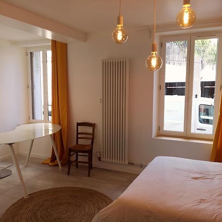 Le Saint Christophe - Mairie D'Aubervilliers Ligne 12 Kamer foto