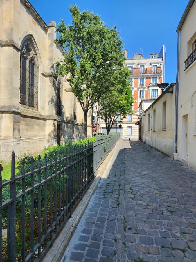 Le Saint Christophe - Mairie D'Aubervilliers Ligne 12 Buitenkant foto